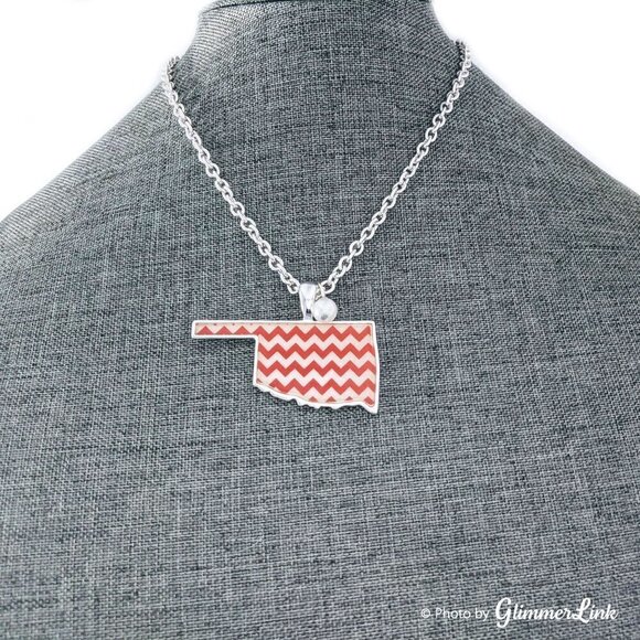 NWT Icon Collection Oklahoma Chevron Map Necklace - Picture 4 of 11
